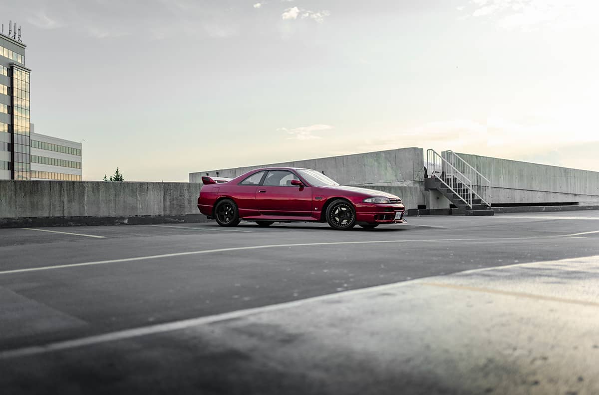 Nissan Skyline GTS-T R33 Coupe in dark red