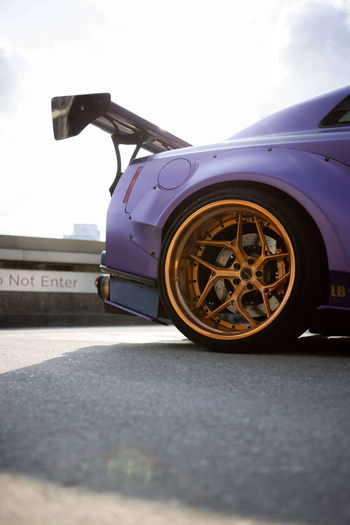 Purple Nissan GT-R R35 on bronze forged wheels